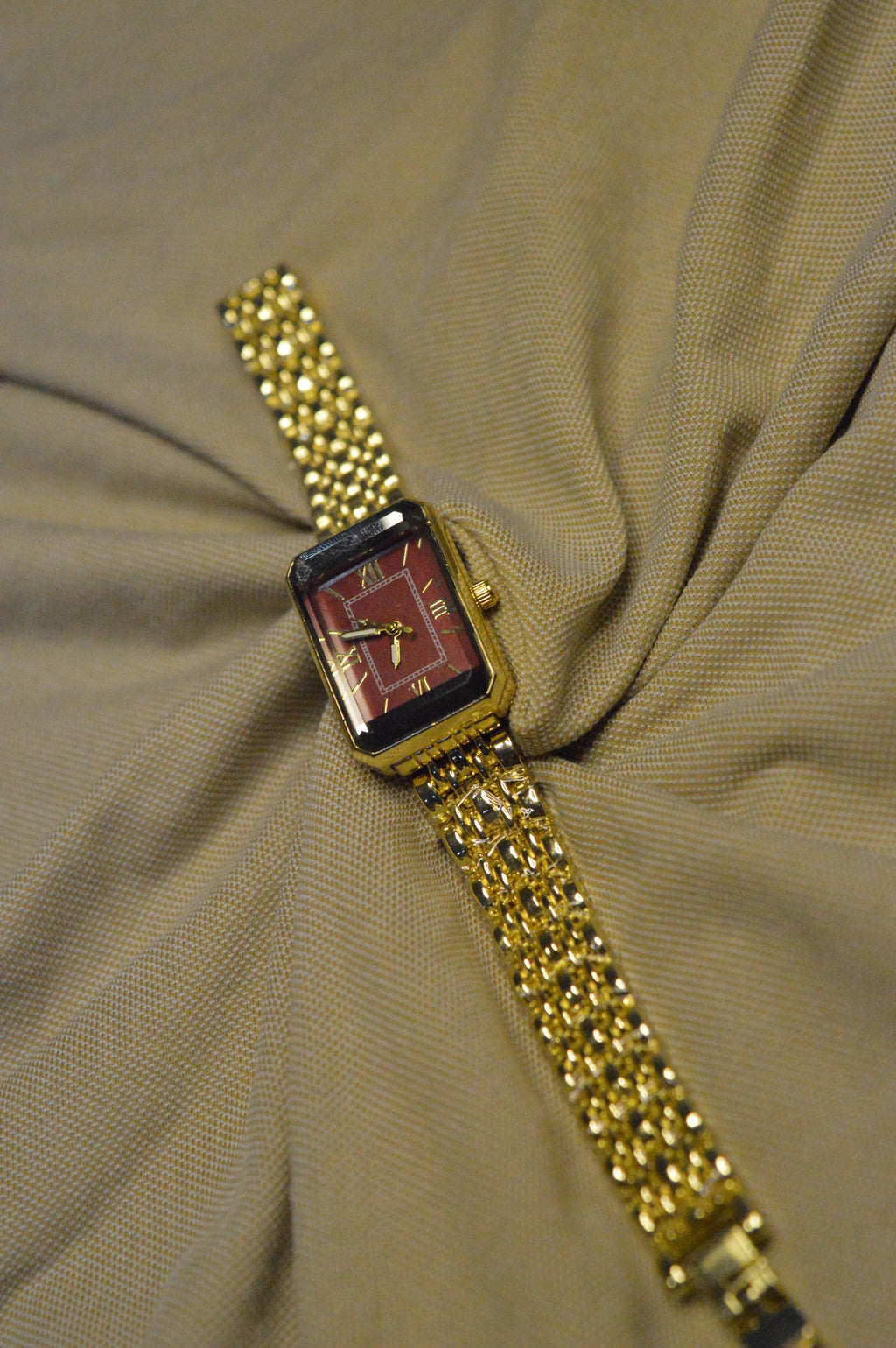 Gold Ruby – Kadın kol saati