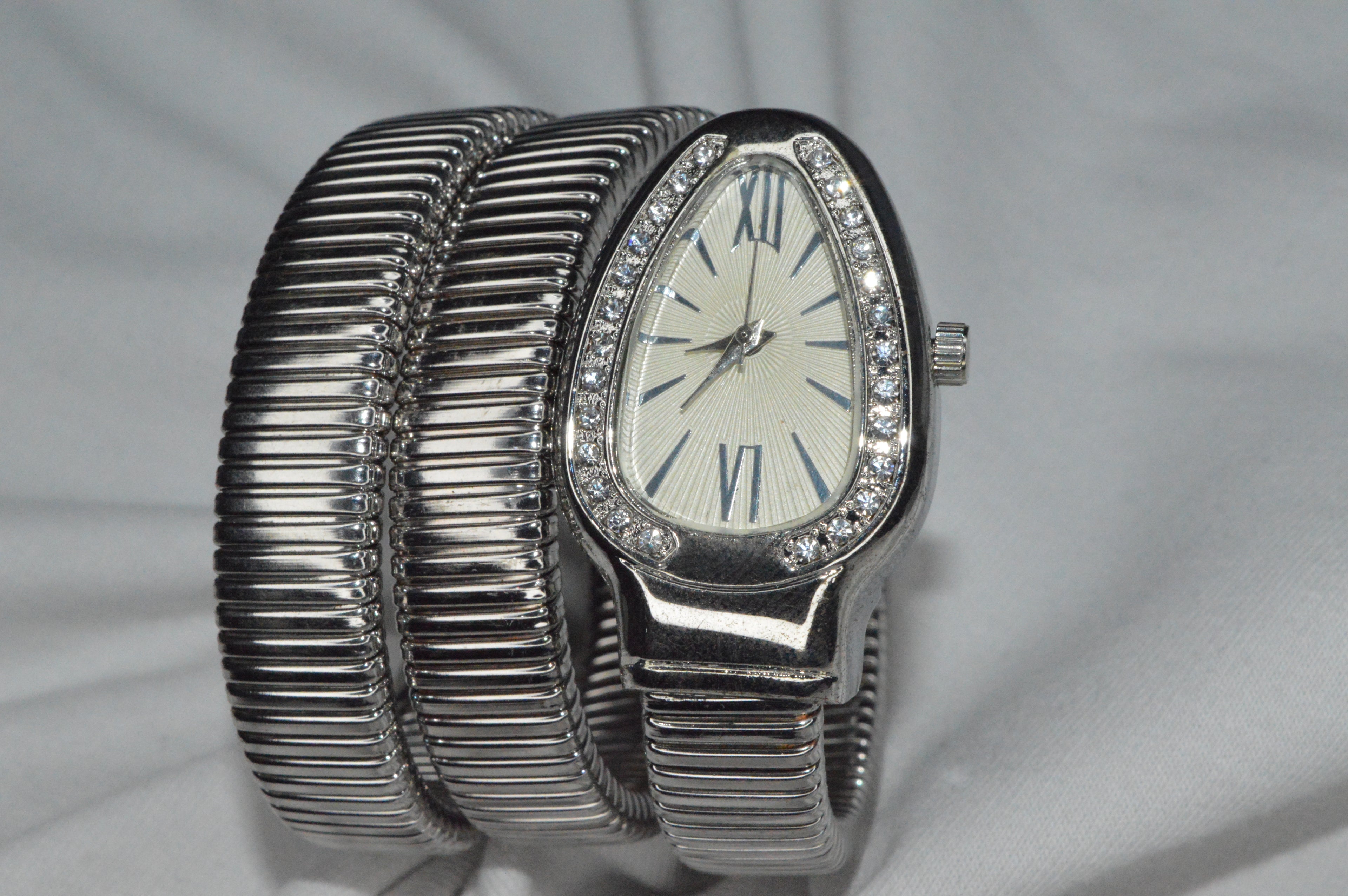 Yılan model - Kadın kol saati