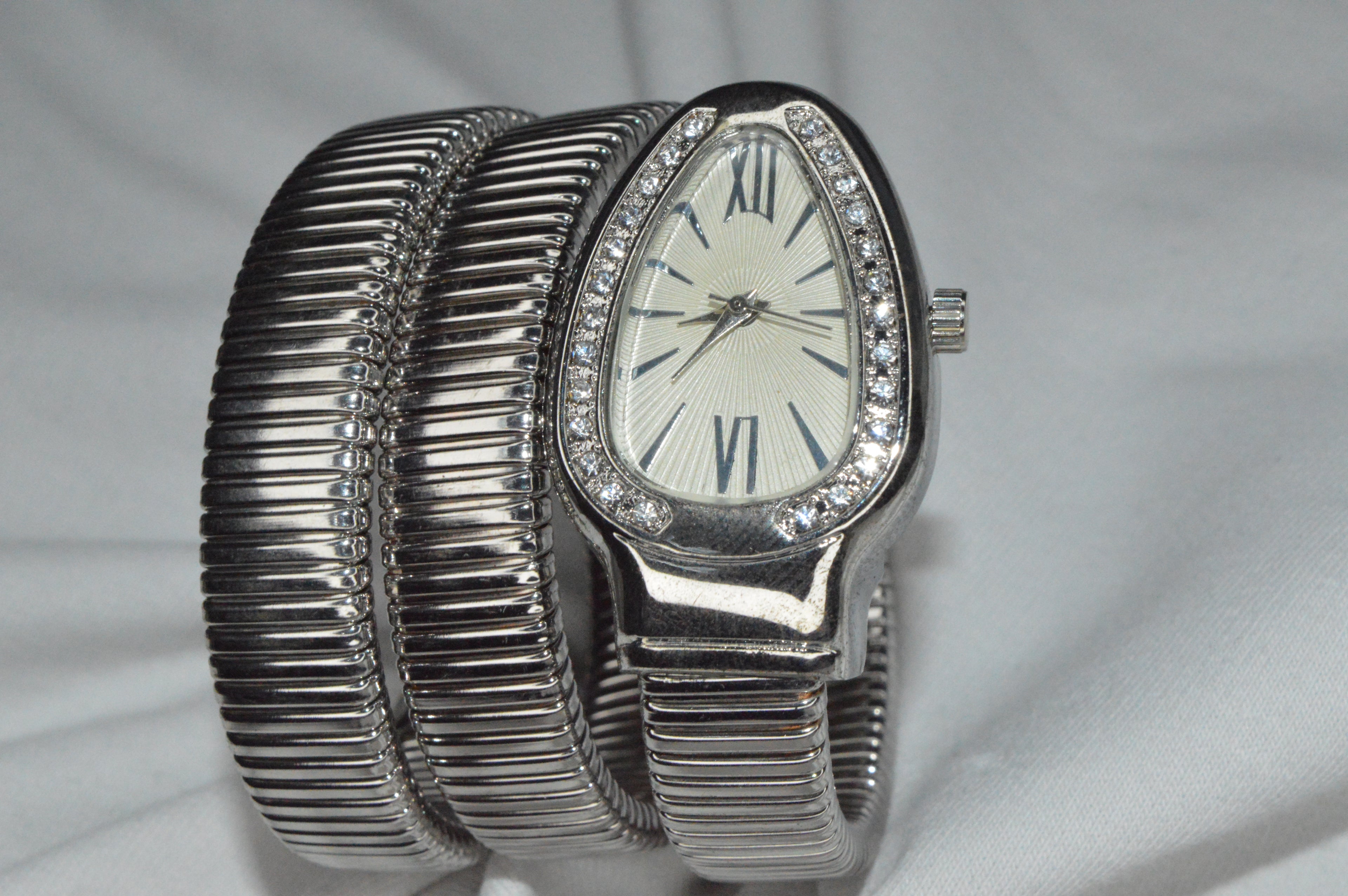 Yılan model - Kadın kol saati