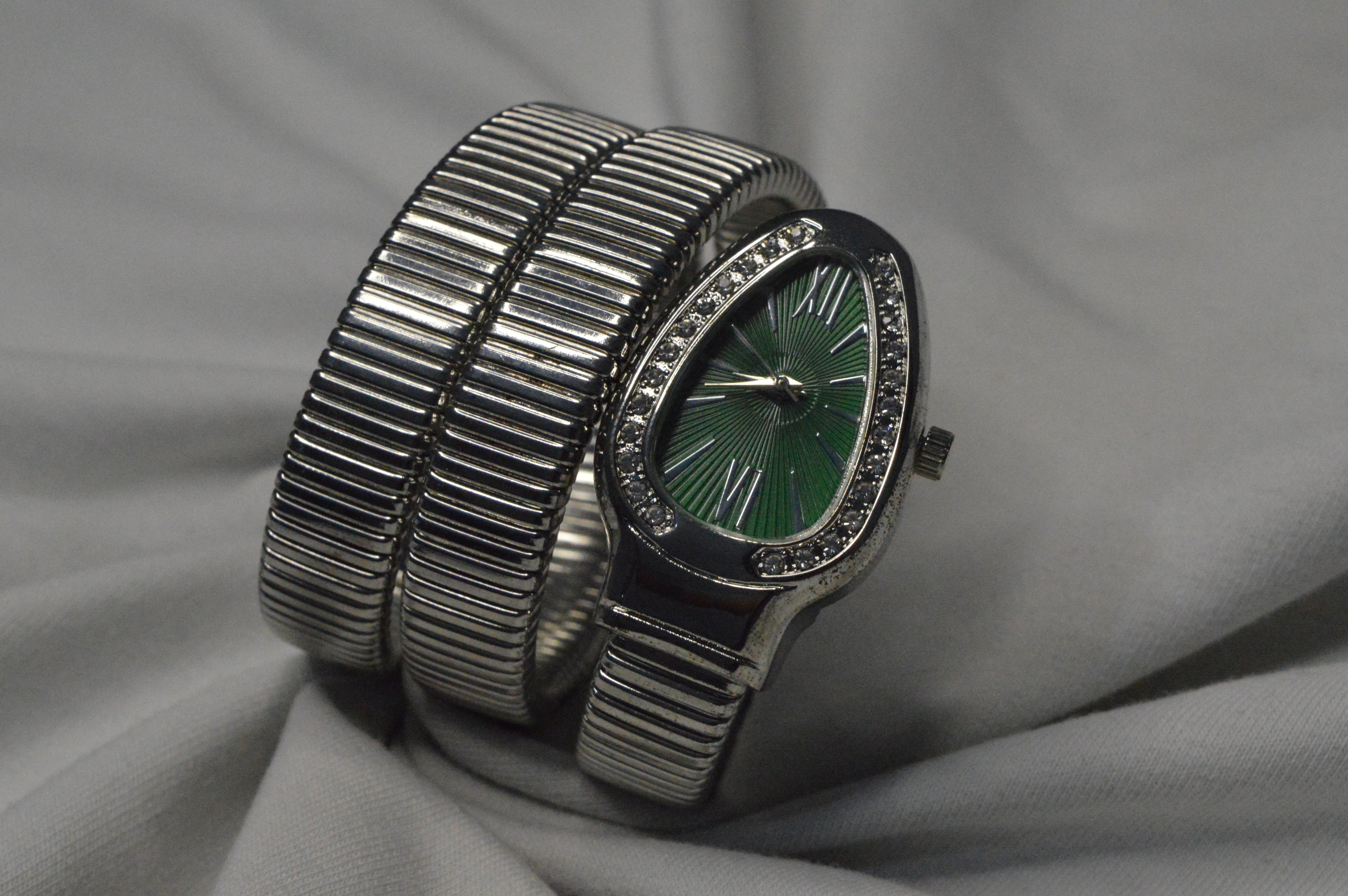 Yılan model - Kadın kol saati