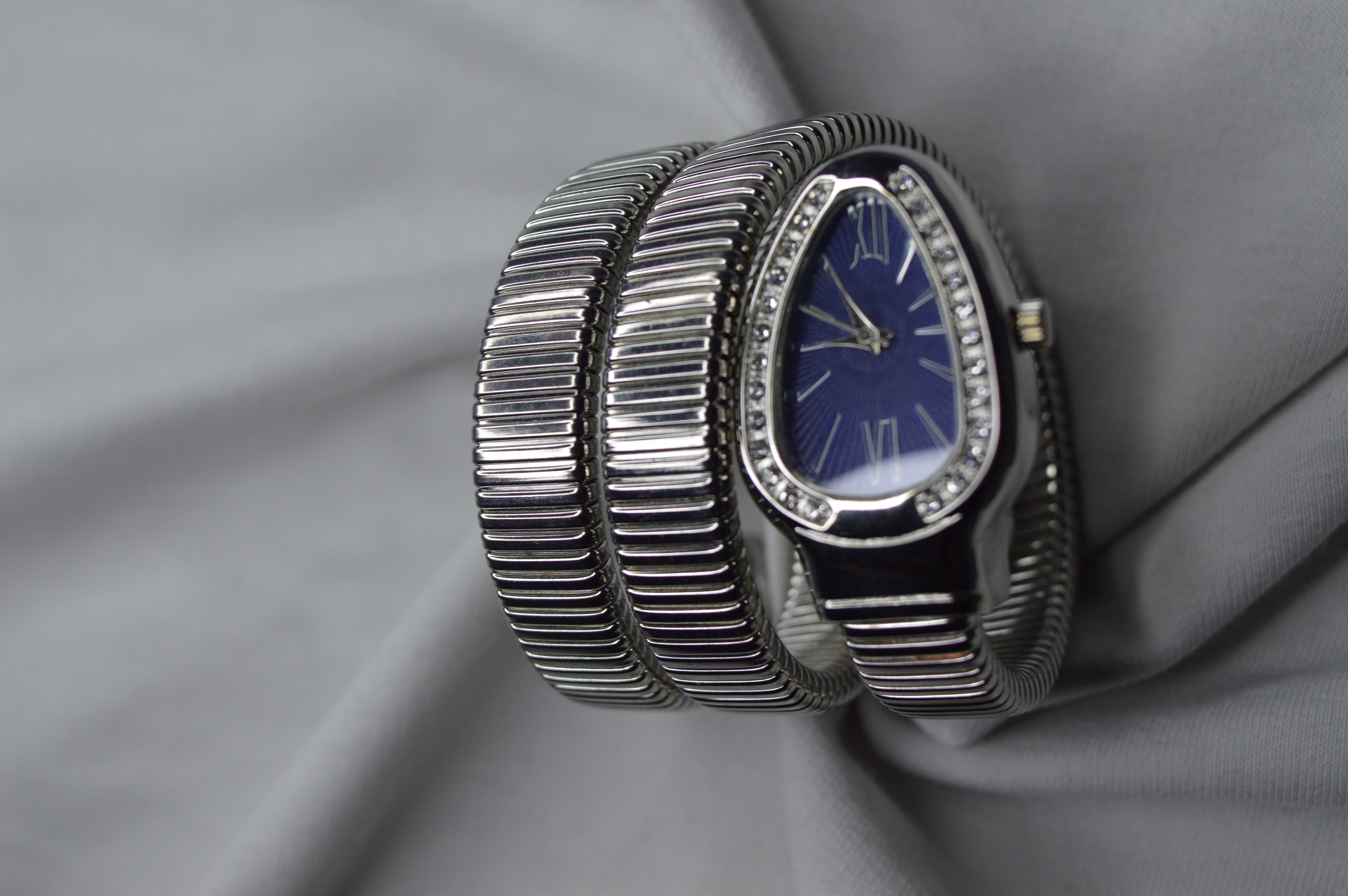 Yılan model - Kadın kol saati