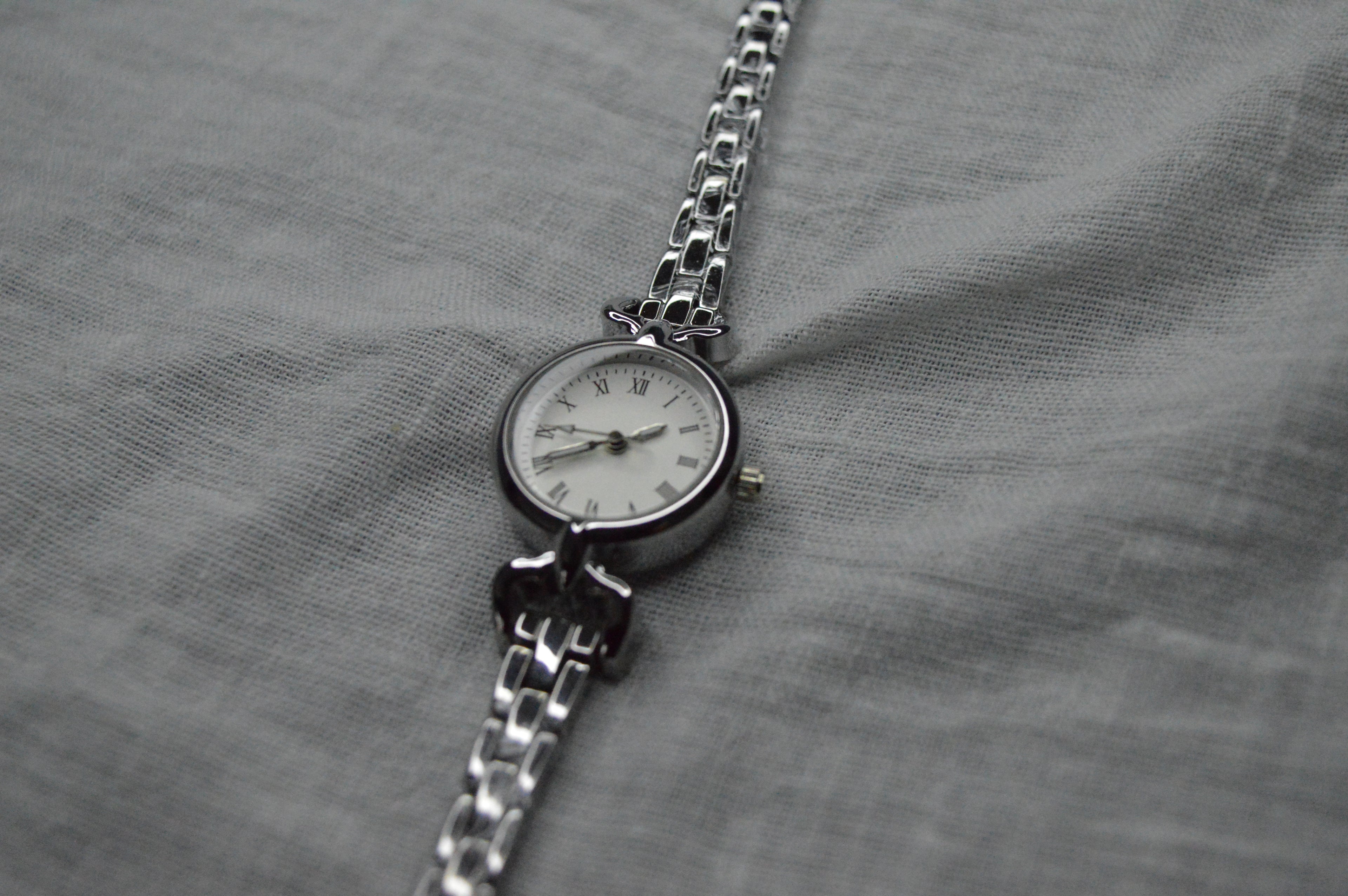 QUARTZ Minimal Vintage Retro Kadın Kol Saati