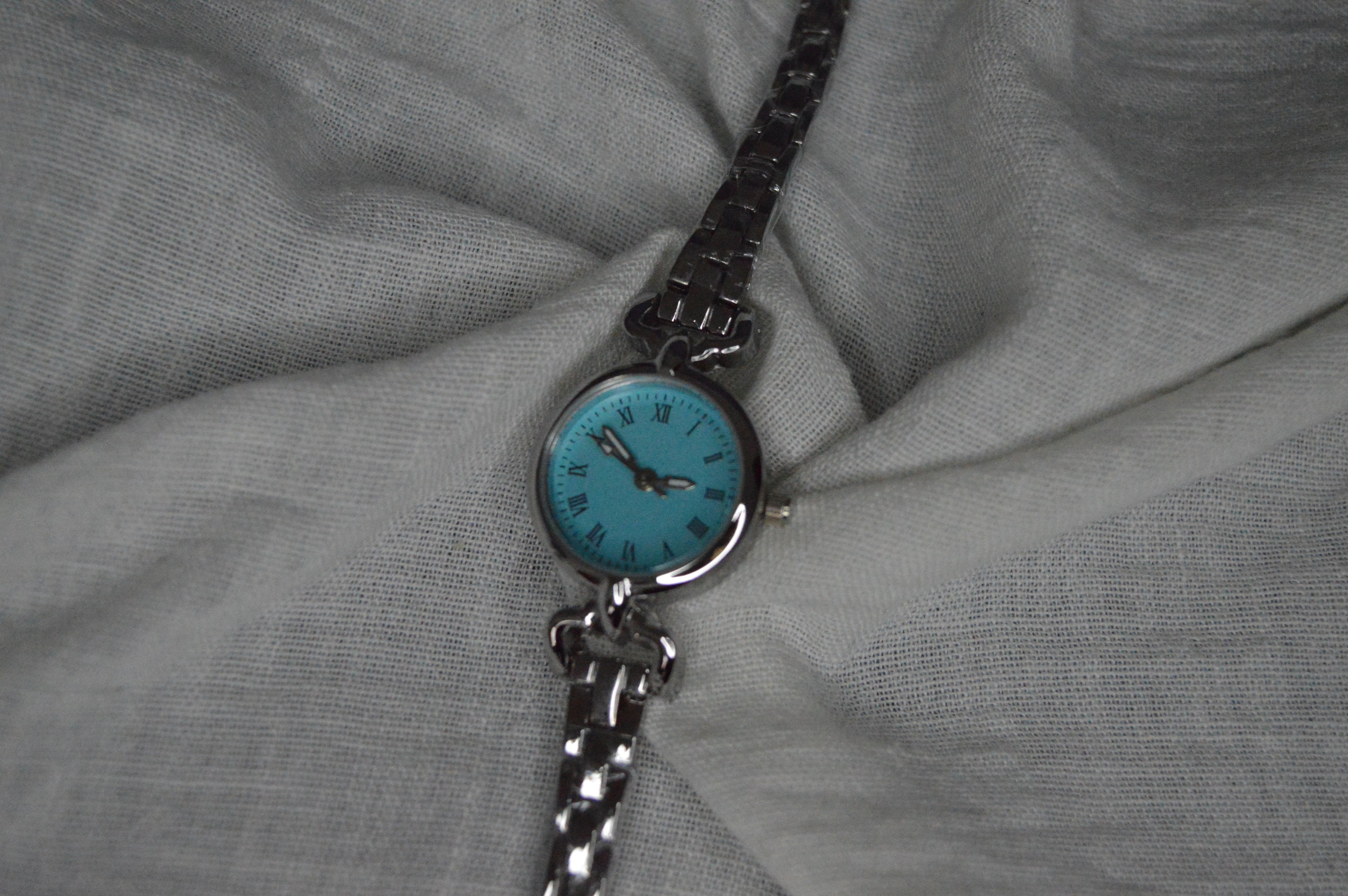 QUARTZ Minimal Vintage Retro Kadın Kol Saati