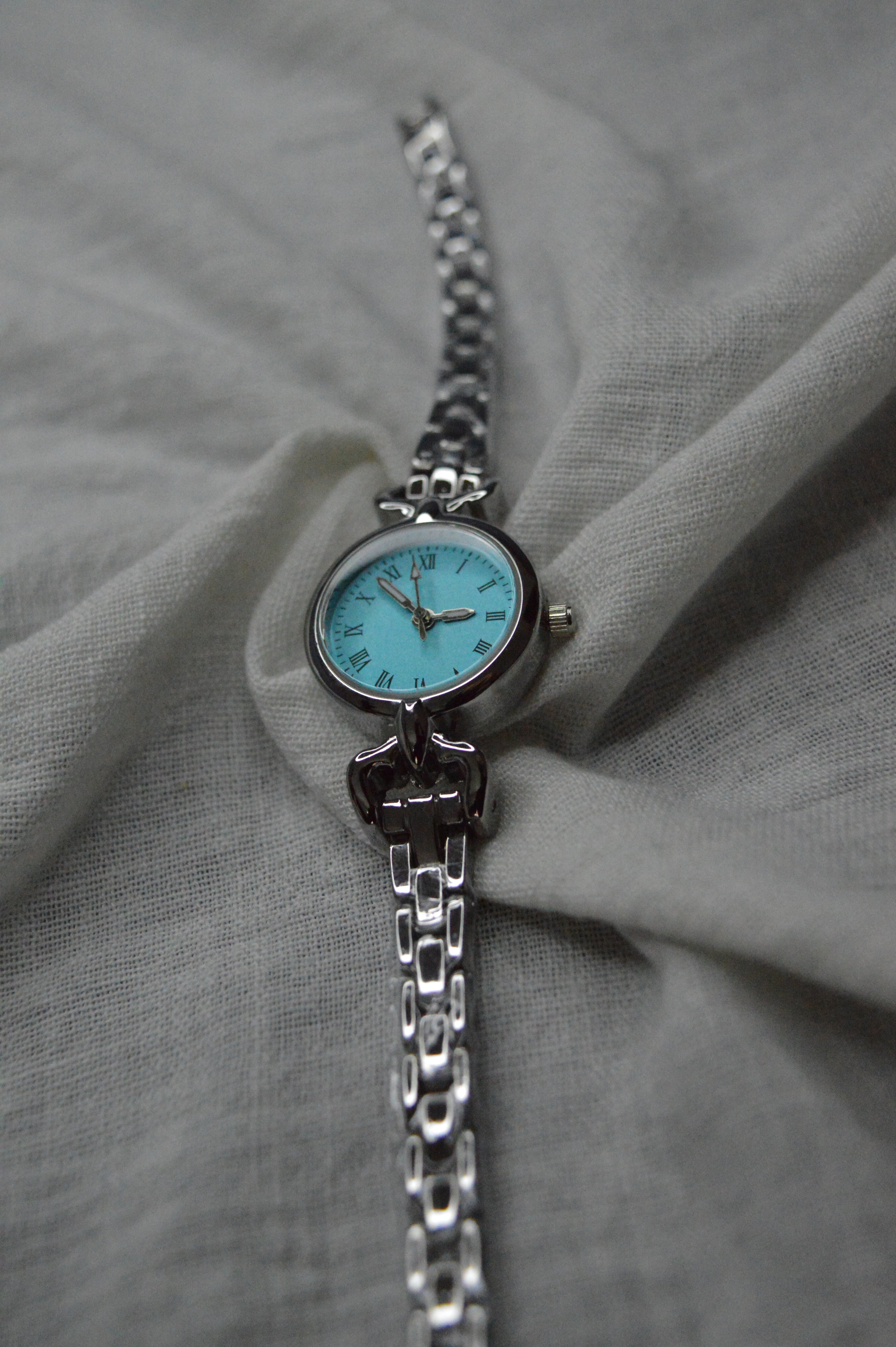 QUARTZ Minimal Vintage Retro Kadın Kol Saati